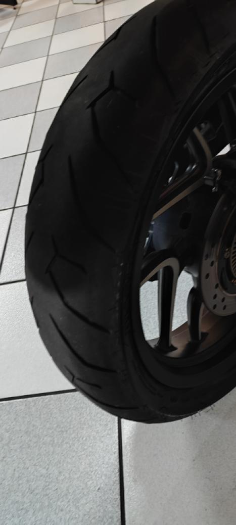 BAJAJ Dominar 400 , Foto 8