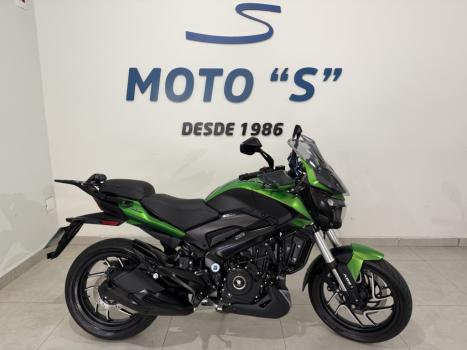 BAJAJ Dominar 400 , Foto 1