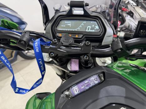 BAJAJ Dominar 400 , Foto 2