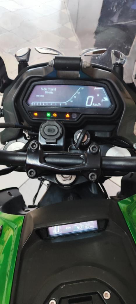BAJAJ Dominar 400 , Foto 2