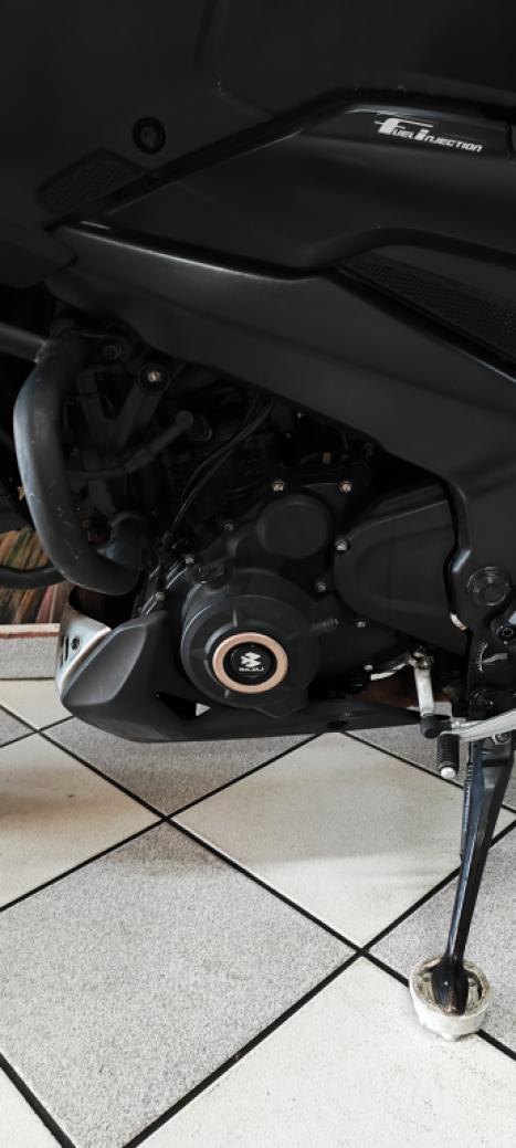 BAJAJ Dominar 400 , Foto 6