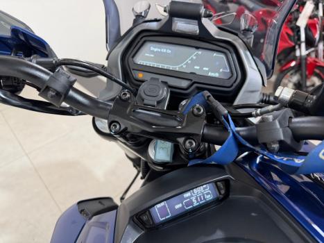 BAJAJ Dominar 400 , Foto 2