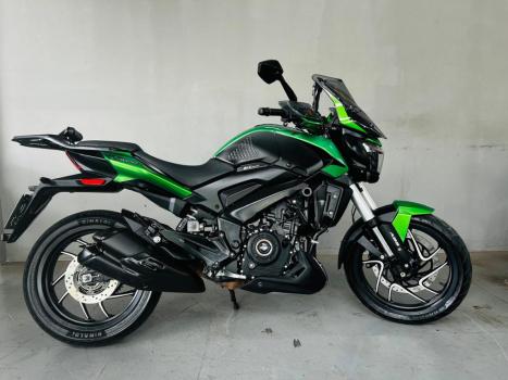 BAJAJ Dominar 400 , Foto 1