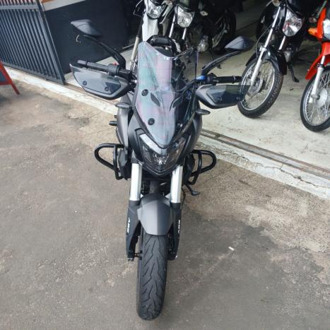 BAJAJ Dominar 400 , Foto 3