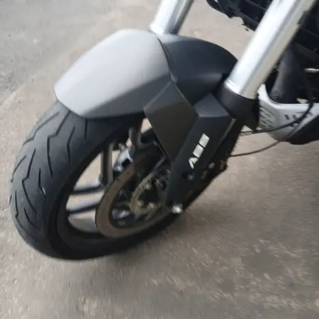 BAJAJ Dominar 400 , Foto 9
