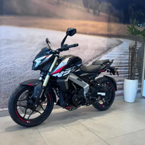 BAJAJ Dominar NS 400Z , Foto 2