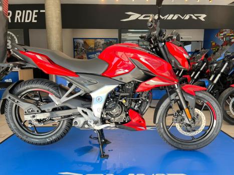 BAJAJ Pulsar 150 , Foto 2