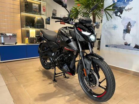 BAJAJ Pulsar 150 , Foto 3