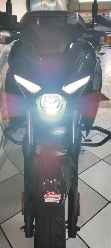 BAJAJ Pulsar 150 , Foto 9