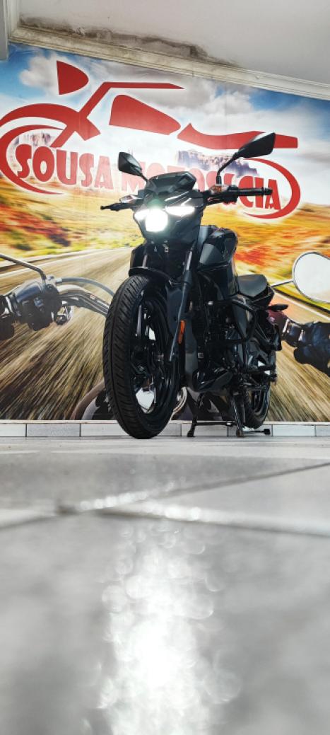 BAJAJ Pulsar 150 , Foto 12