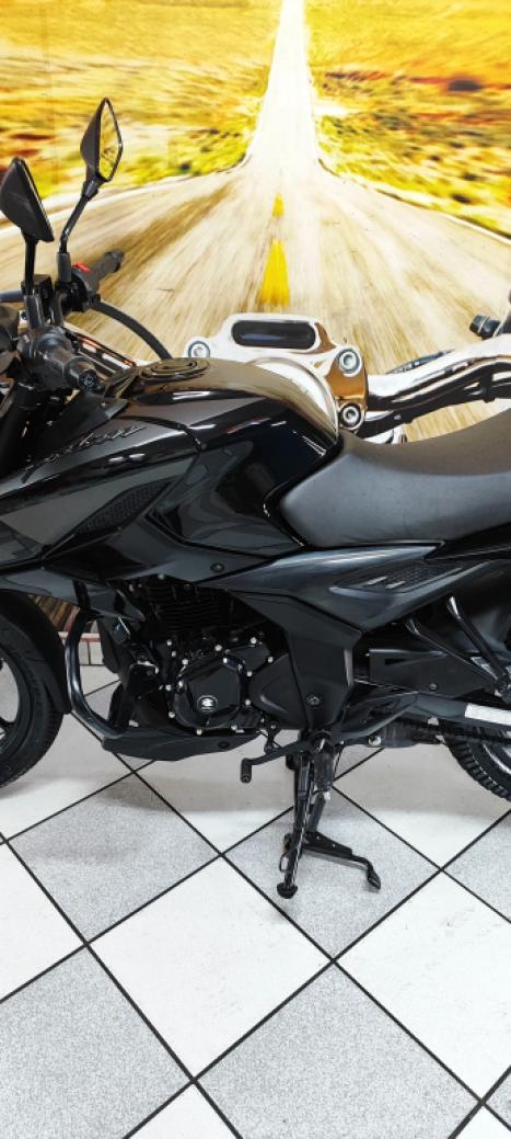 BAJAJ Pulsar 150 , Foto 13