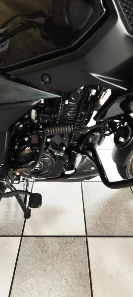 BAJAJ Pulsar 150 , Foto 20