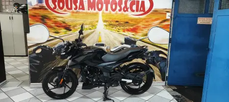 BAJAJ Pulsar 150 , Foto 37
