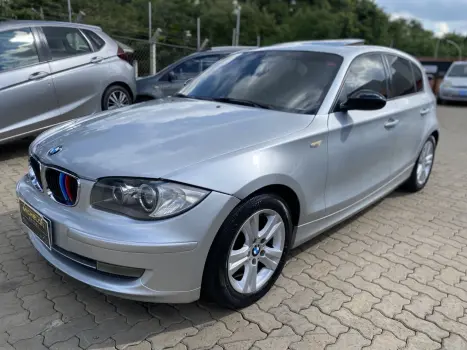 BMW 120i 2.0 16V 4P HATCH AUTOMÁTICO, Foto 3 BMW 120i 2.0 16V 4P HATCH AUTOMÁTICO, Foto 3