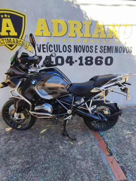 BMW R 1200 GS ADVENTURE TRIPLE BLACK, Foto 2
