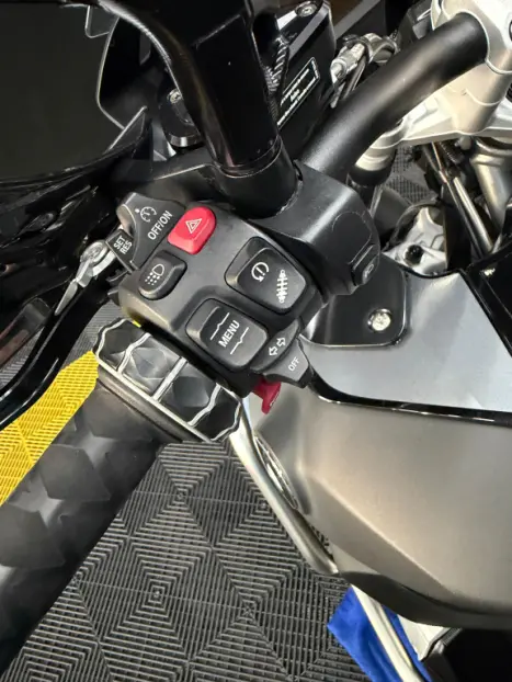 BMW R 1250 GS ADVENTURE TRIPLE BLACK, Foto 12