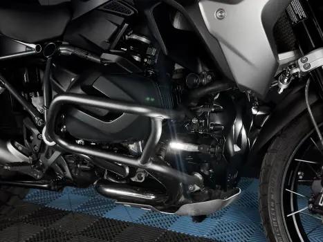 BMW R 1250 GS TRIPLE BLACK, Foto 2