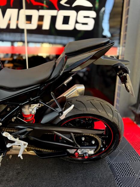 BMW S 1000 RR HP4 STREET, Foto 6
