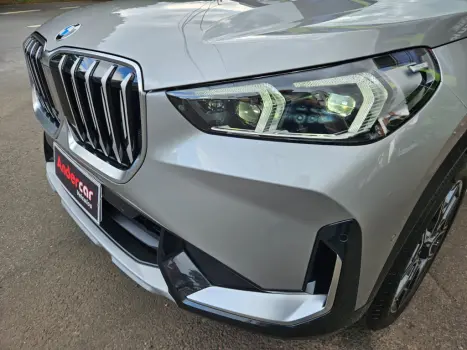 BMW X1 2.0 16V 4P S DRIVE 20I X-LINE TURBO AUTOMTICO, Foto 3