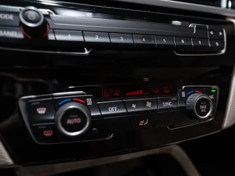 BMW X1 2.0 16V 4P SDRIVE 20I X-LINE ACTIVEFLEX TURBO AUTOM�TICO, Foto 19