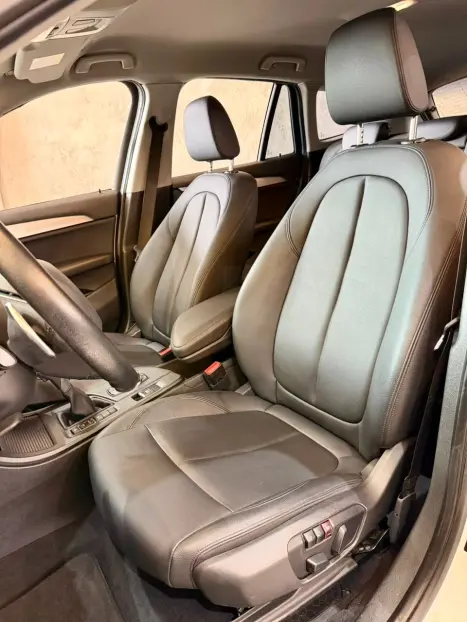 BMW X1 2.0 16V 4P SDRIVE 20I ACTIVEFLEX TURBO AUTOM�TICO, Foto 10