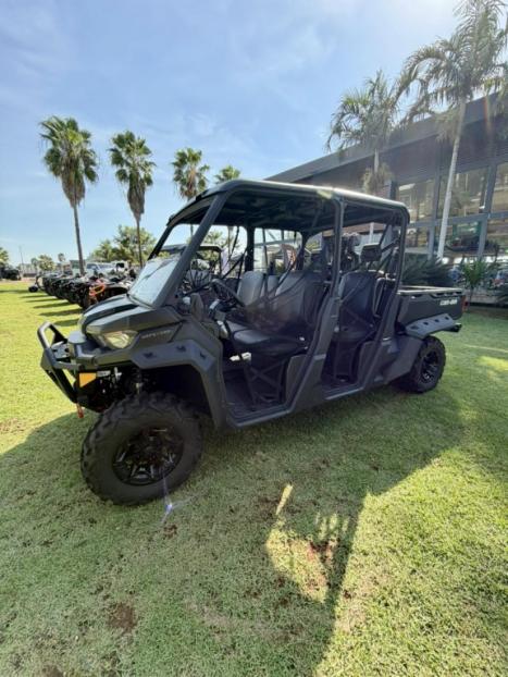 BRP CAN-AM Defender 900 HD9 6 Lugares, Foto 1