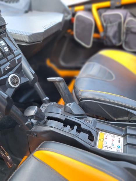 BRP CAN-AM Maverick X3 XRC 900 Turbo , Foto 10