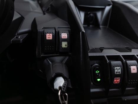 BRP CAN-AM Maverick X3 RS 900 Turbo , Foto 14