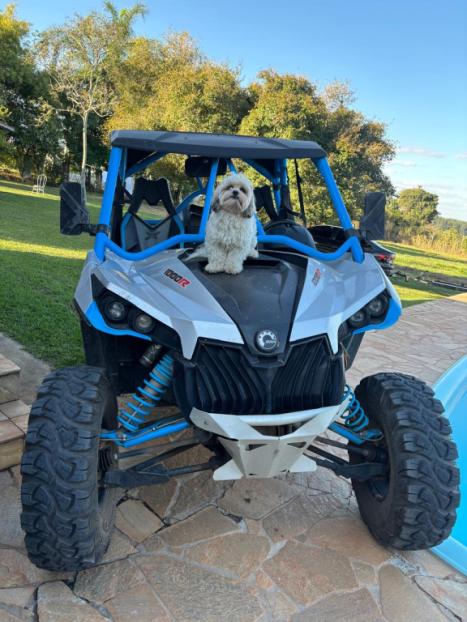 BRP CAN-AM Maverick XDS 1000 , Foto 3