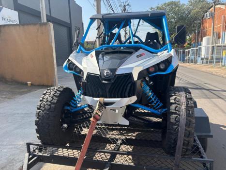 BRP CAN-AM Maverick XDS 1000 , Foto 8