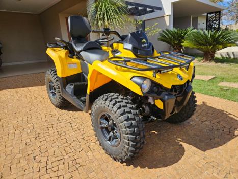 BRP CAN-AM Outlander 570, Foto 1 BRP CAN-AM Outlander 570, Foto 1