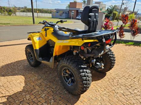 BRP CAN-AM Outlander 570, Foto 2 BRP CAN-AM Outlander 570, Foto 2