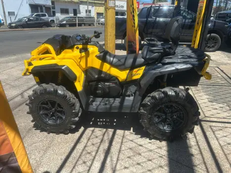 BRP CAN-AM Outlander XMR 1000, Foto 2 BRP CAN-AM Outlander XMR 1000, Foto 2