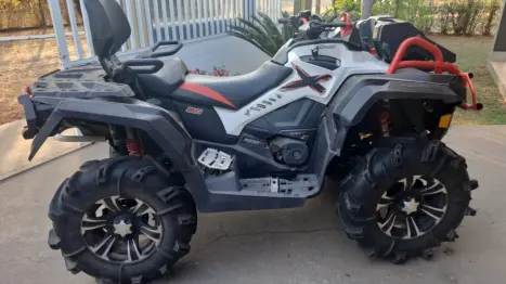 BRP CAN-AM Outlander XMR 1000, Foto 2 BRP CAN-AM Outlander XMR 1000, Foto 2