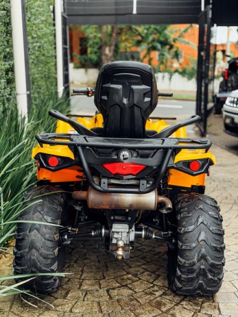 BRP CAN-AM Outlander 570, Foto 3