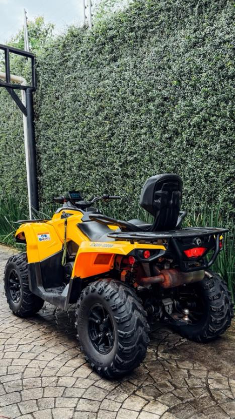 BRP CAN-AM Outlander 570, Foto 4