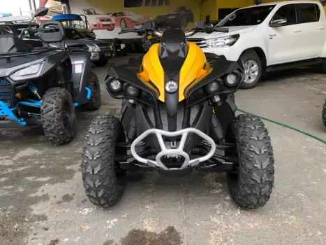 BRP CAN-AM Renegade 1000 , Foto 7