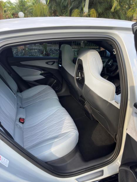 BYD Seal GS 4P 82,5 KW EL�TRICO 590 EV AWD, Foto 13