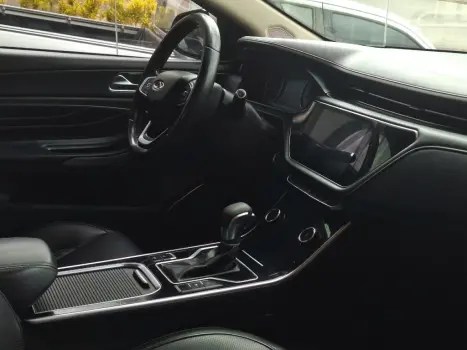 CHERY Arrizo 6 1.5 16V 4P FLEX GSX TURBOAUTOM�TICO CVT, Foto 9