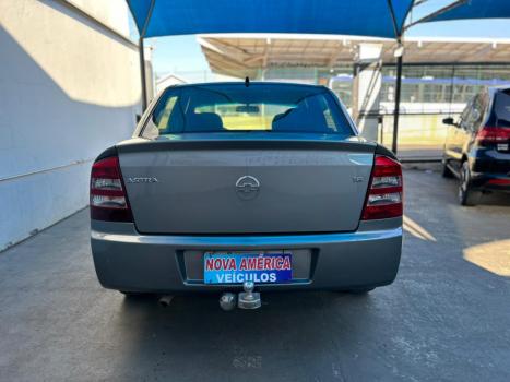 CHEVROLET Astra Sedan 1.8 4P CONFORT �LCOOL, Foto 7