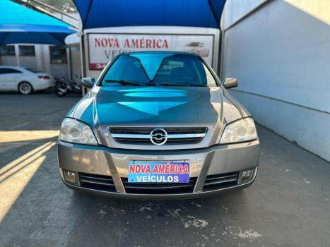 CHEVROLET Astra Sedan 1.8 4P CONFORT �LCOOL, Foto 2