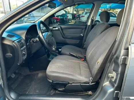 CHEVROLET Astra Sedan 1.8 4P CONFORT �LCOOL, Foto 12