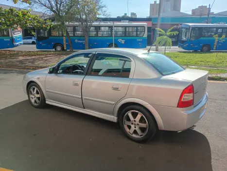 CHEVROLET Astra Sedan 2.0 4P AUTOMÁTICO, Foto 4