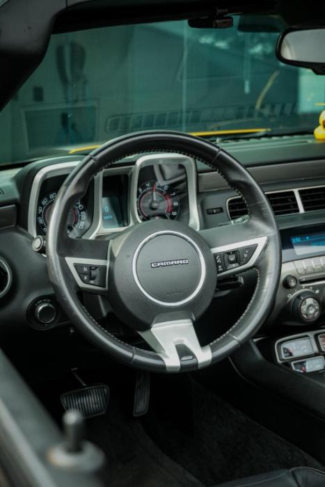 CHEVROLET Camaro 6.2 V8 32V SS CONVERS�VEL AUTOM�TICO, Foto 11