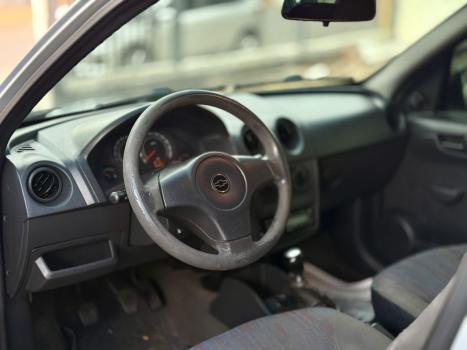 CHEVROLET Celta 1.0 VHC FLEX LIFE , Foto 5 CHEVROLET Celta 1.0 VHC FLEX LIFE , Foto 5