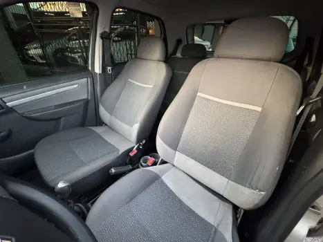 CHEVROLET Celta 1.0 4P LT FLEX, Foto 9