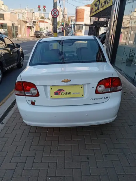 CHEVROLET Classic Sedan 1.0 4P VHCE FLEX LS, Foto 4 CHEVROLET Classic Sedan 1.0 4P VHCE FLEX LS, Foto 4