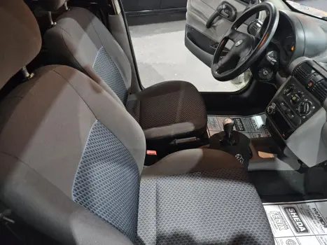 CHEVROLET Classic Sedan 1.0 4P VHCE FLEX LS, Foto 7