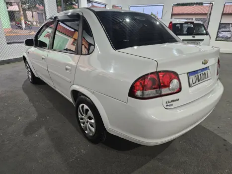 CHEVROLET Classic Sedan 1.0 4P VHCE FLEX LS, Foto 8