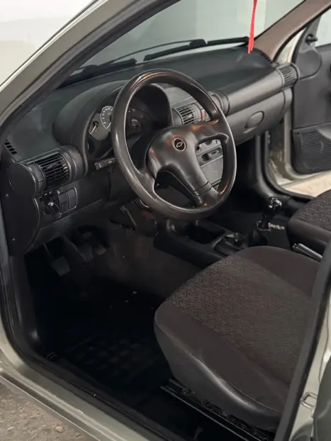 CHEVROLET Corsa Sedan 1.0 4P VHC CLASSIC LIFE FLEX, Foto 7
